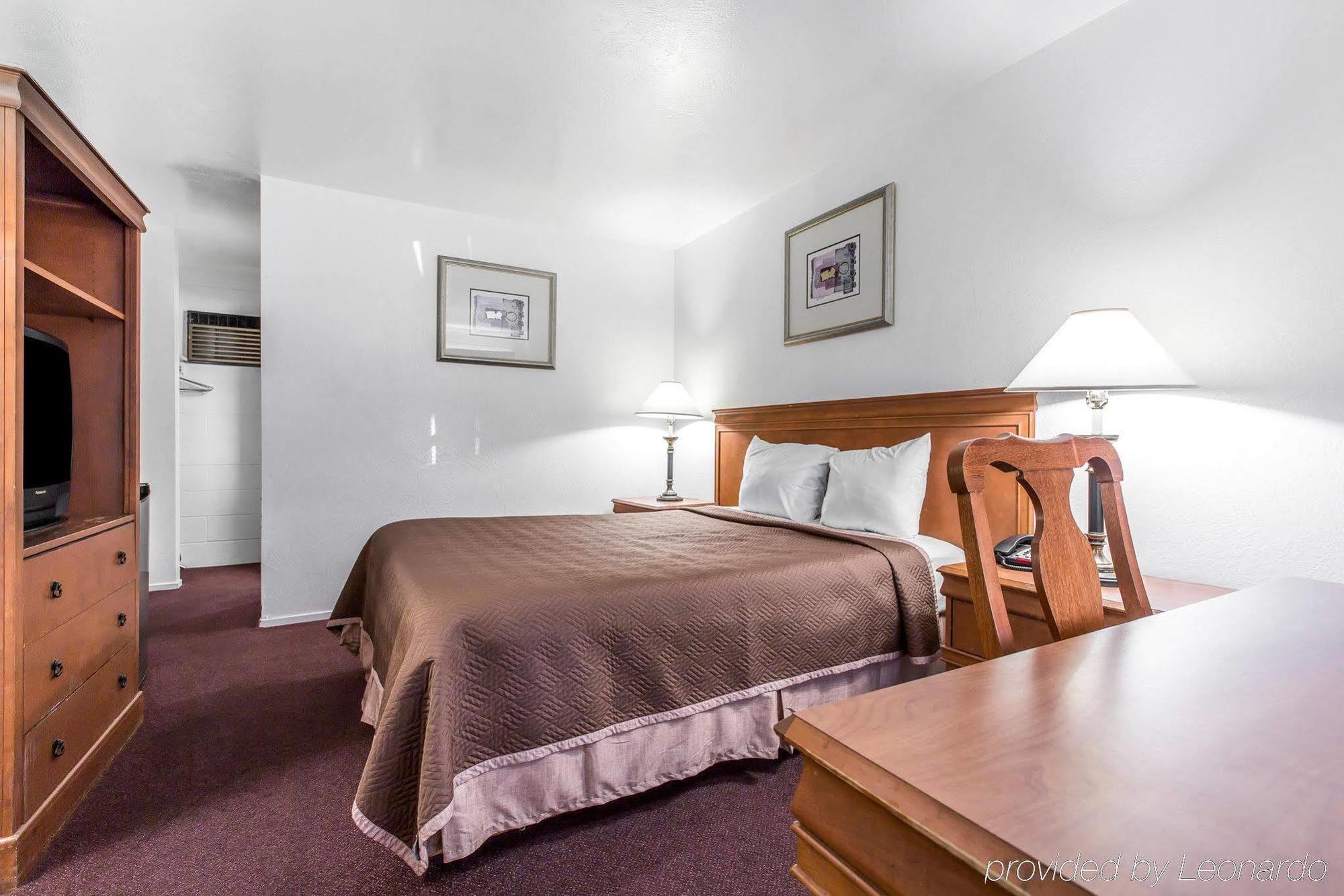 Rodeway Inn Near University-Gateway To Yosemite Merced Extérieur photo