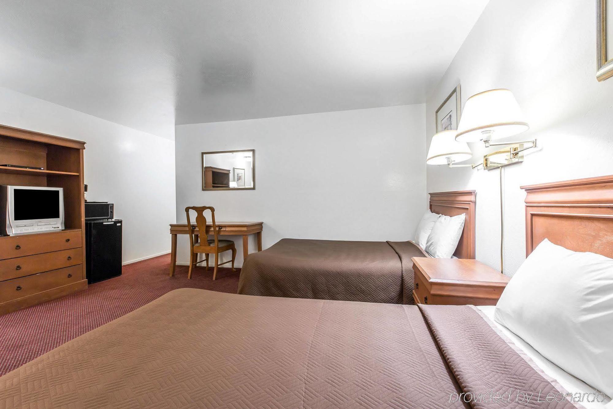 Rodeway Inn Near University-Gateway To Yosemite Merced Extérieur photo