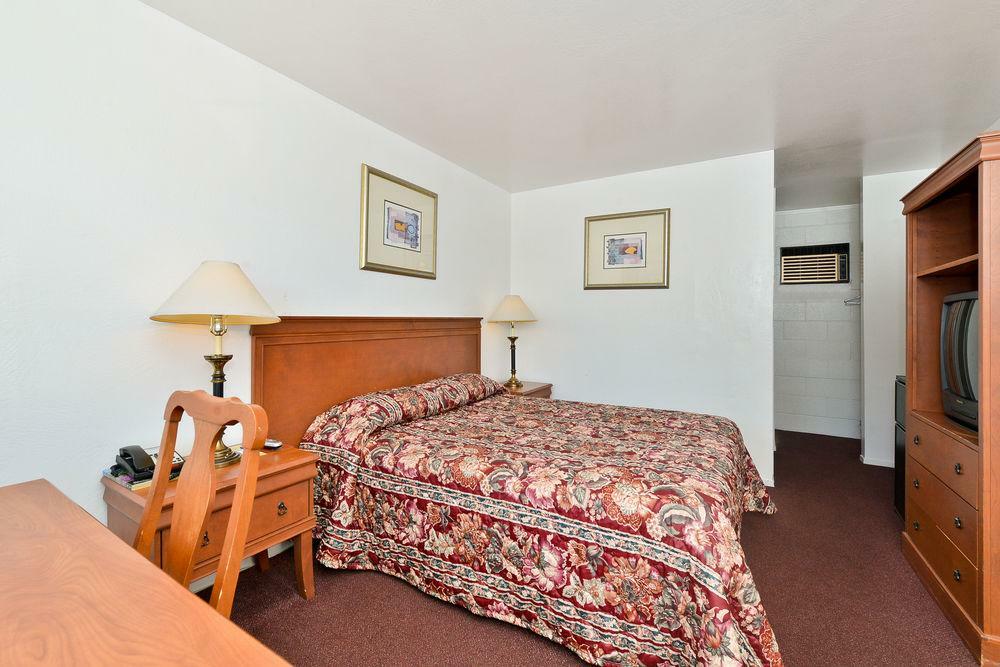 Rodeway Inn Near University-Gateway To Yosemite Merced Extérieur photo